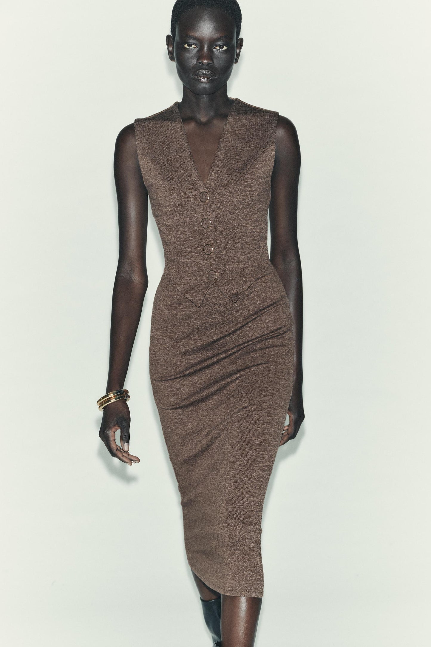 #6B554A, marron chiné