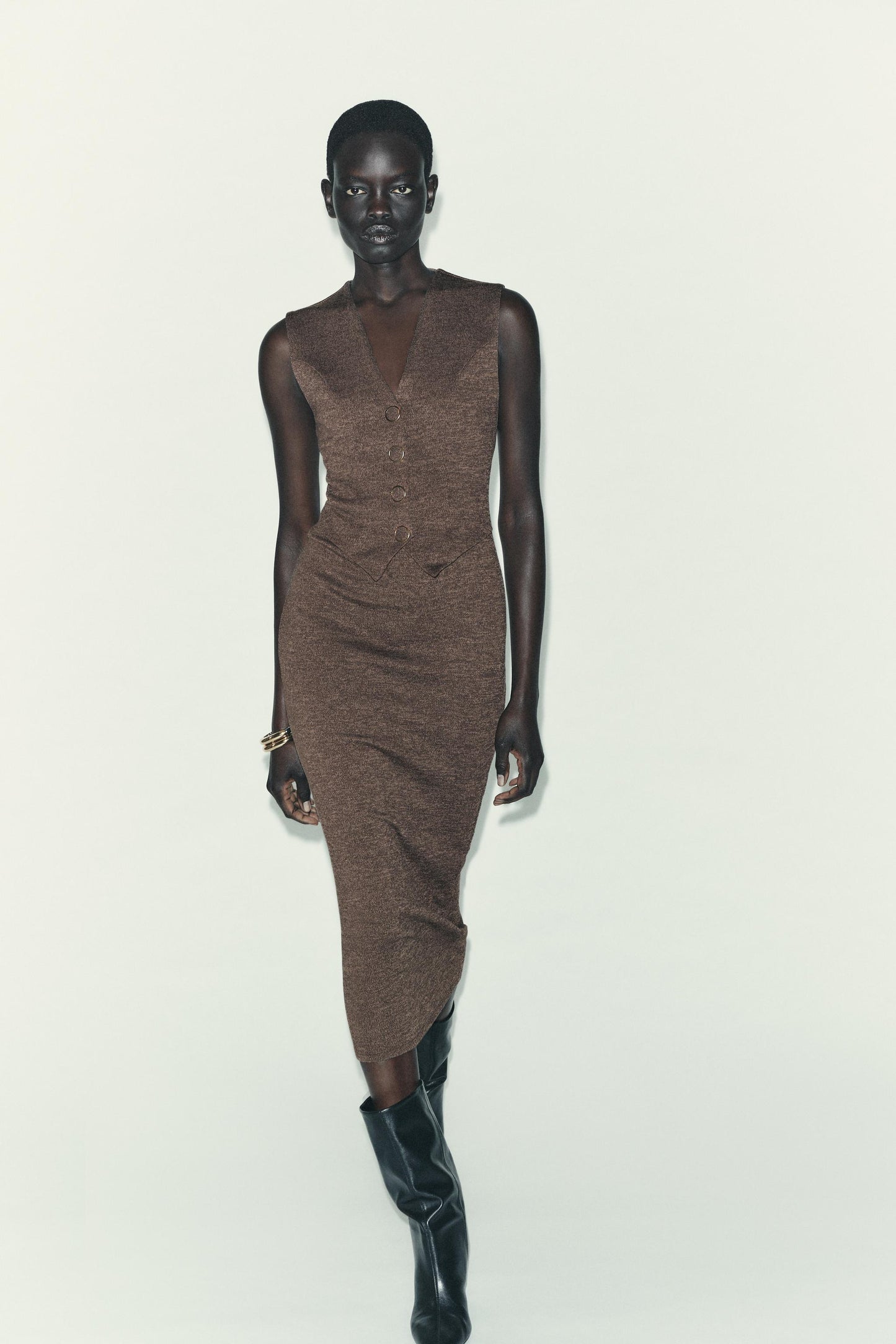 #6B554A, marron chiné