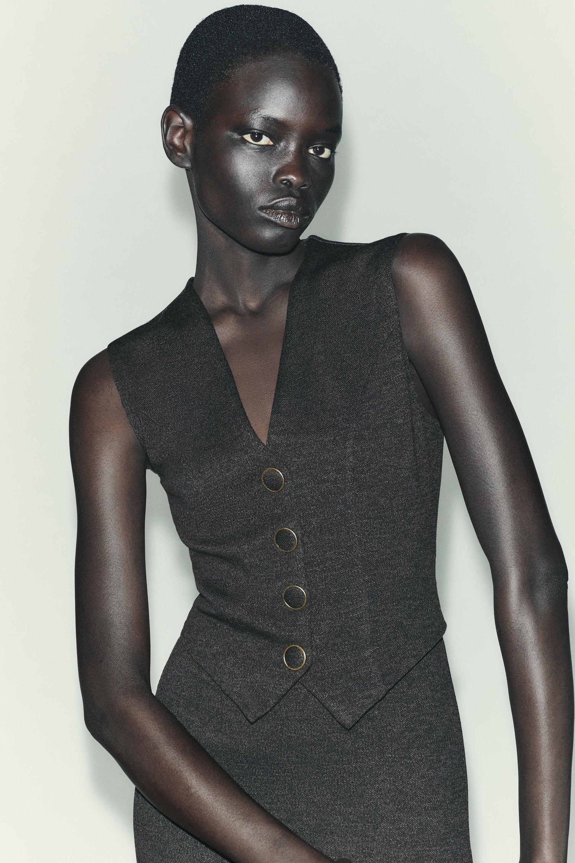 #323132, Anthracite foncé